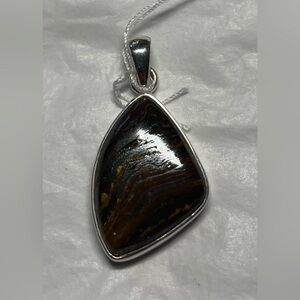 Iron tiger eye pendant